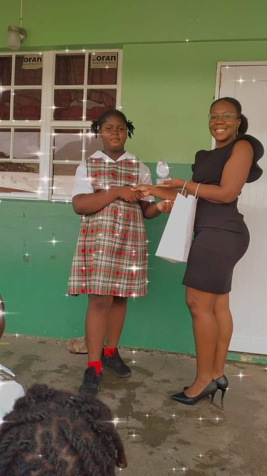 You are currently viewing 18 Girls in St. Kitts Awarded Girl of Excellence Award 