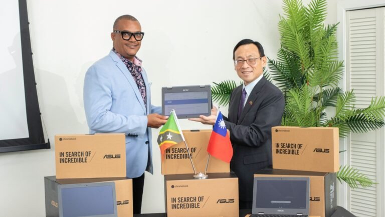 Read more about the article St. Kitts Ministry of Education gets first batch of laptops for School Laptop program