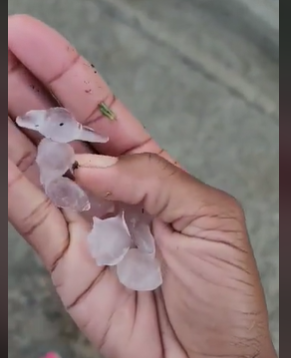 You are currently viewing Residents on the north western side of St. Kitts experiences hail from passing thunderstorm on Thursday