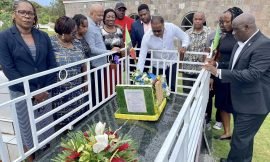 Members of CCM party visit grave site of founder in memory of passing