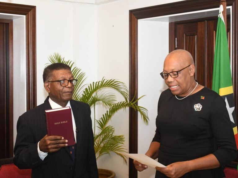 Read more about the article Walford Gumbs sworn in as Governor-General’s Deputy