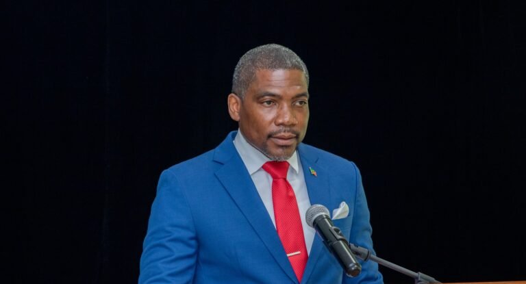 Read more about the article PM Drew says “yes” to Nevis receiving more Fire Tenders