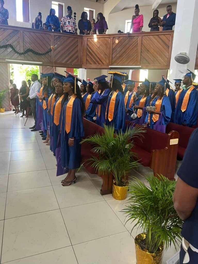 Read more about the article GSS students graduate under theme “The world awaits your gift”