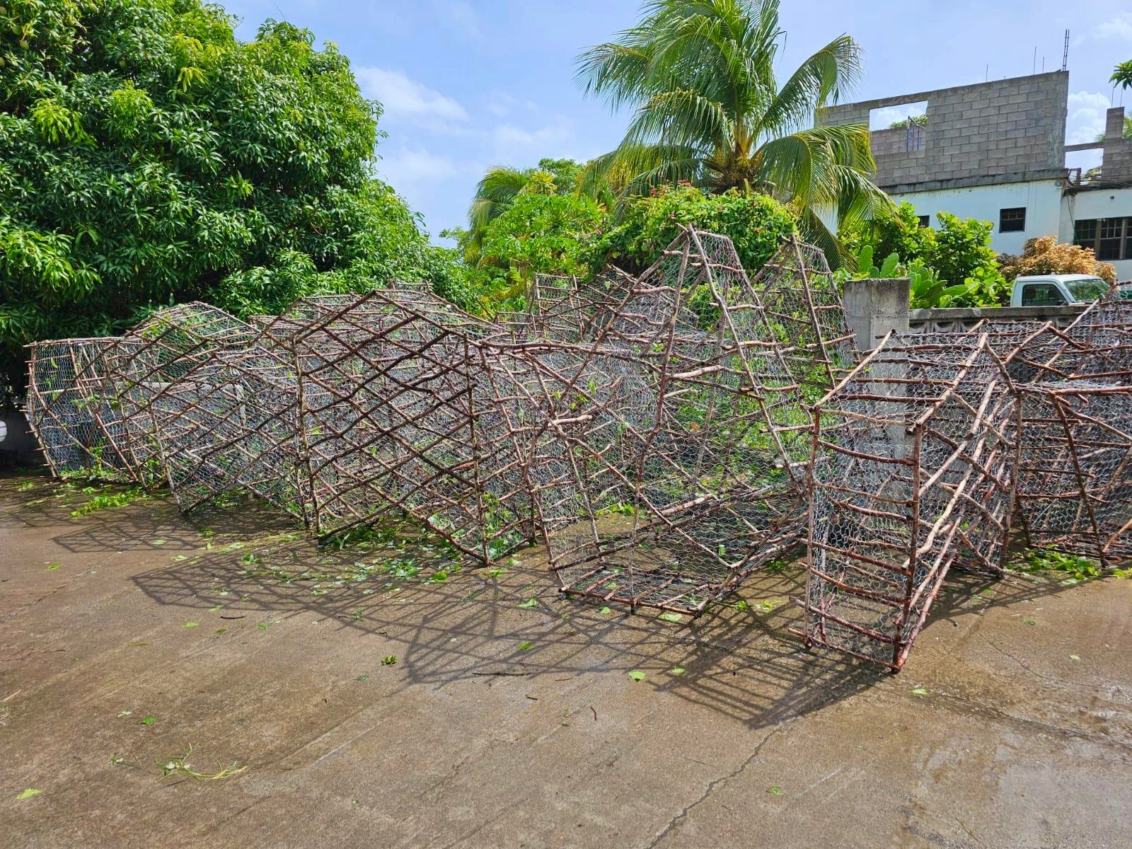 You are currently viewing Department of Marine Resources and JICA make fishpot donation to Nevis fishermen