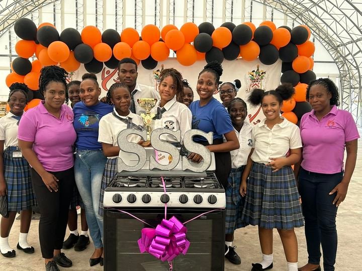 Read more about the article It’s Saddler Secondary Again! – 2PEAT Champions of the High School Chef Competition