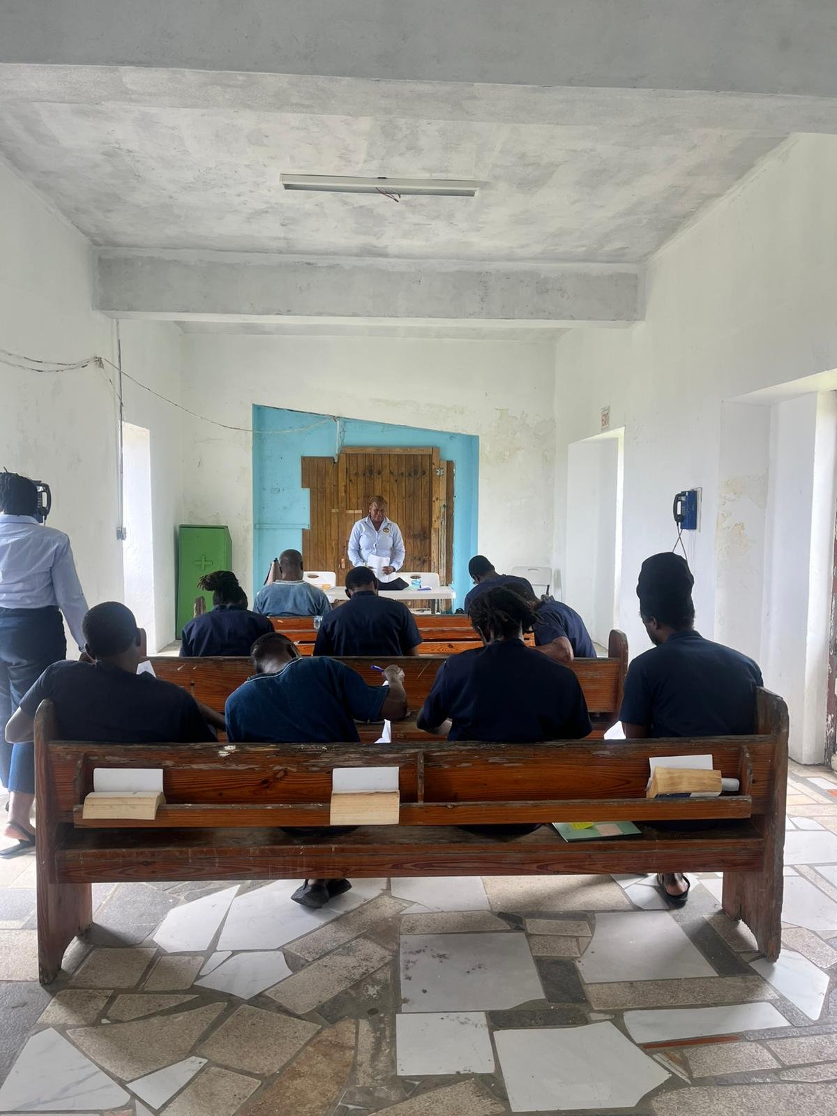 You are currently viewing Ten inmates at Nevis Prison Farm complete Stages of Change Substance Use Program