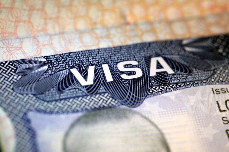 Read more about the article Prime Minister Drew addresses ongoing halt in issuance of US student visas