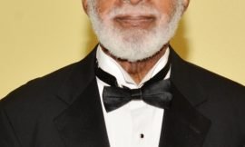 Federal Government and Leaders recognize passing of Former Governor General