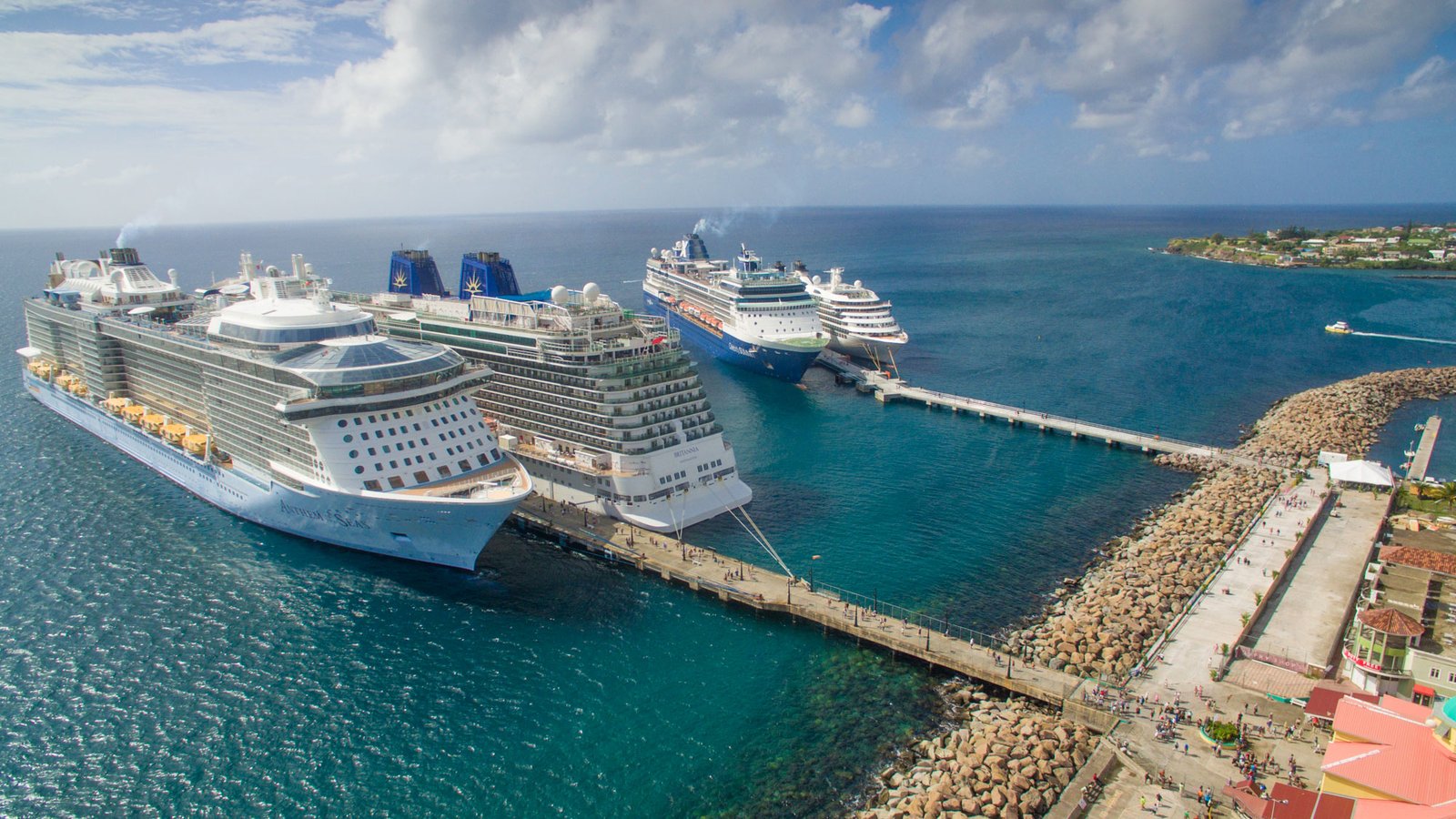 You are currently viewing Cruise Season 2025-2026 Officially Begins in St. Kitts