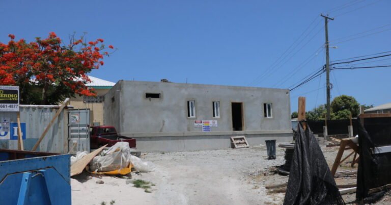 Read more about the article Dialysis Unit at the Alexandra Hospital “on track to be finished by October”, says Nevis’ Premier